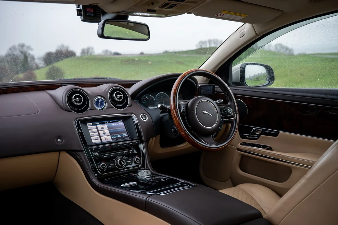 2012 Jaguar X351 XJ - Image 21 of 30