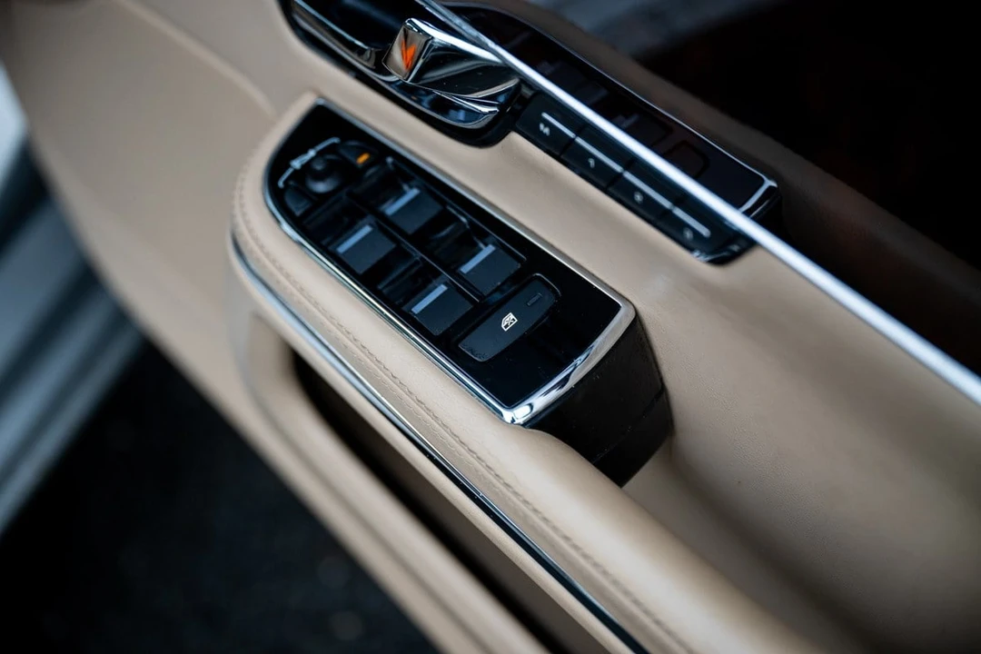 2012 Jaguar X351 XJ - Image 26 of 30