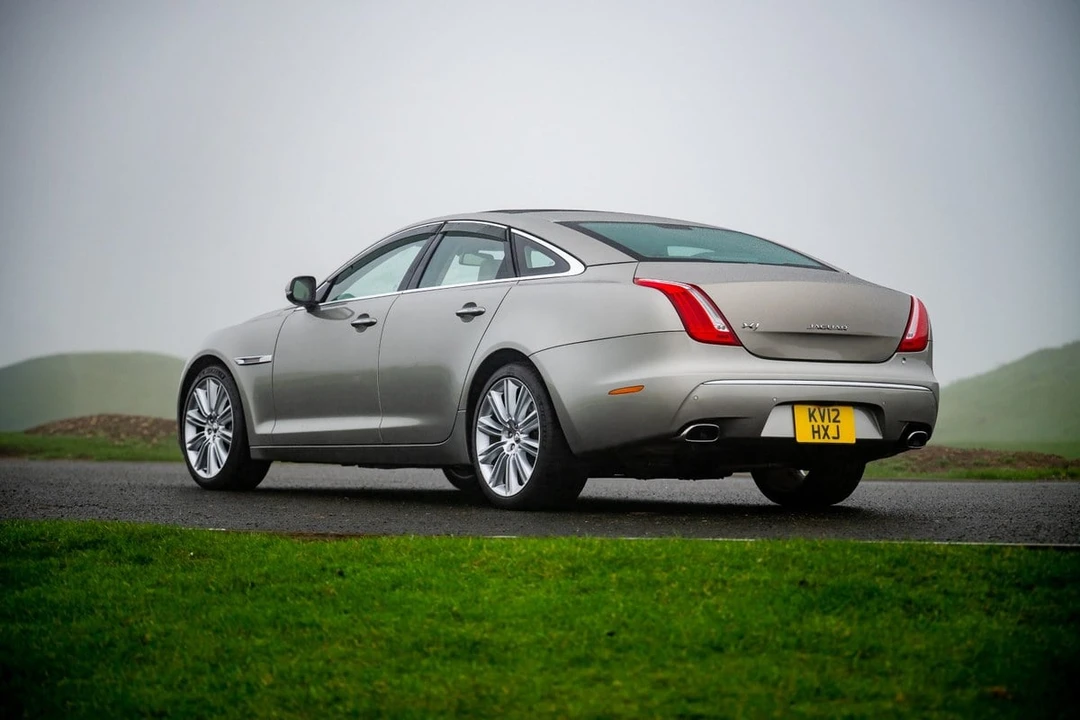 2012 Jaguar X351 XJ - Image 10 of 30