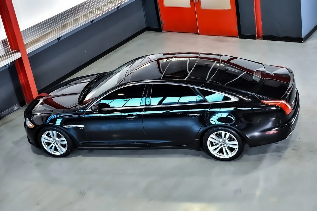 2012 Jaguar X351 XJ - Image 4 of 30
