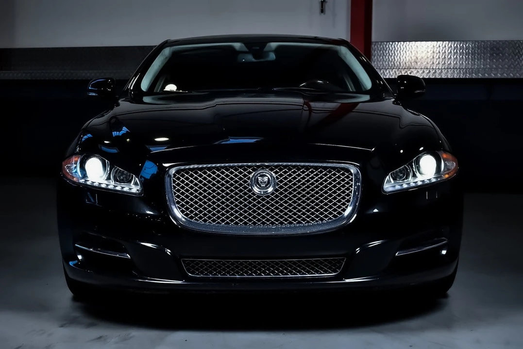 2012 Jaguar X351 XJ - Image 28 of 30