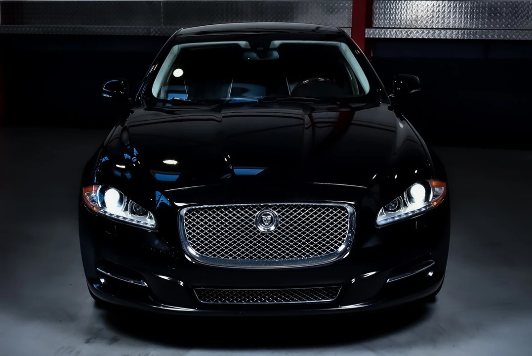 2012 Jaguar X351 XJ - Image 29 of 30