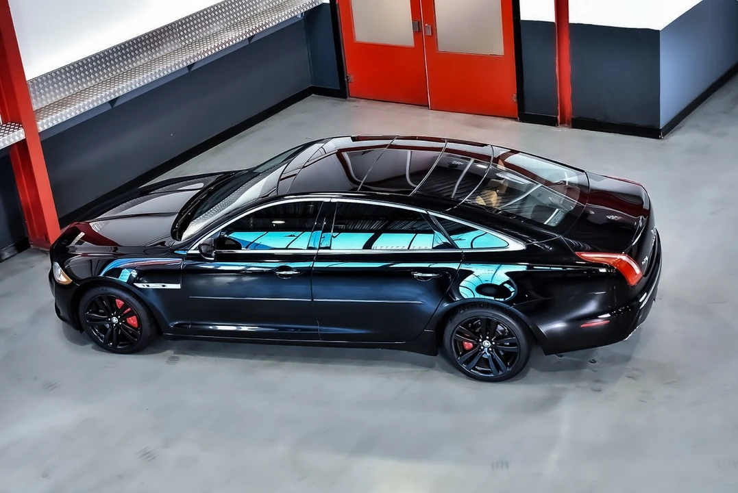 2012 Jaguar X351 XJ - Image 6 of 30