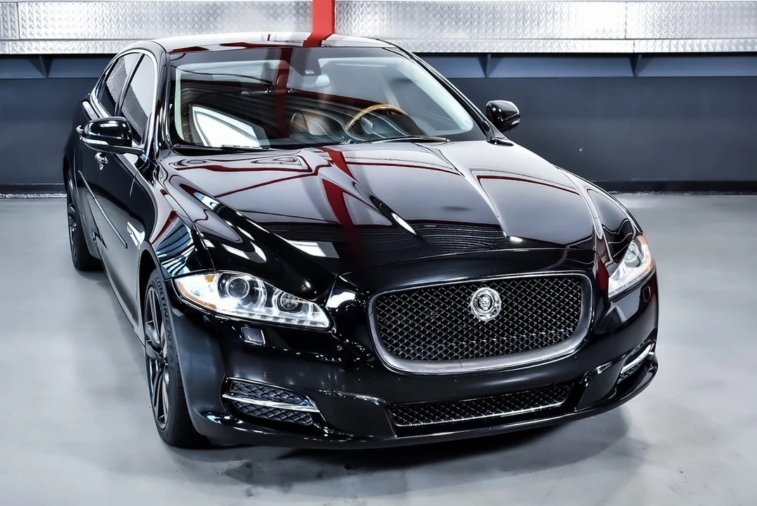 2012 Jaguar X351 XJ - Image 2 of 30