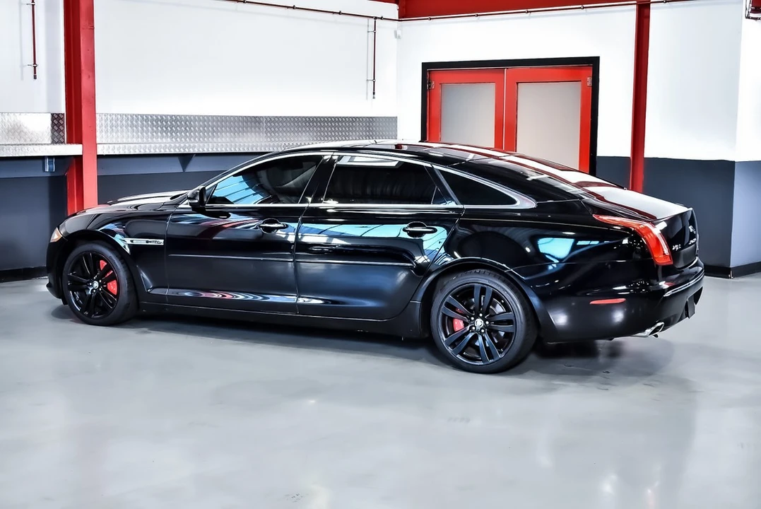 2012 Jaguar X351 XJ - Image 17 of 30