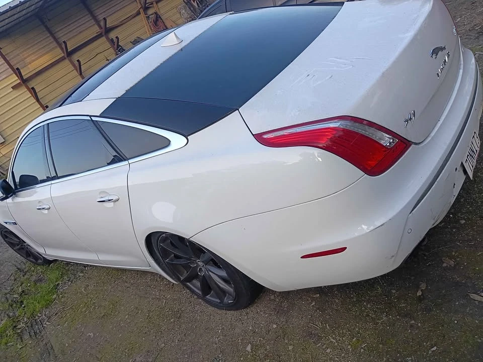 2012 Jaguar XE - Image 3 of 13