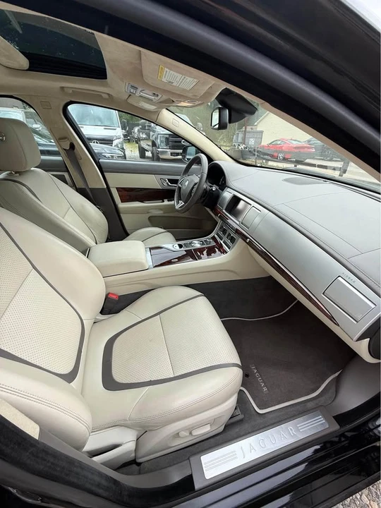 2012 Jaguar X250 XF - Image 9 of 17