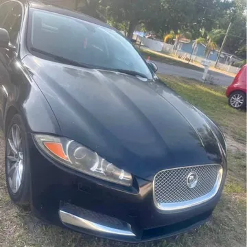 2012 Jaguar XF Luxury
