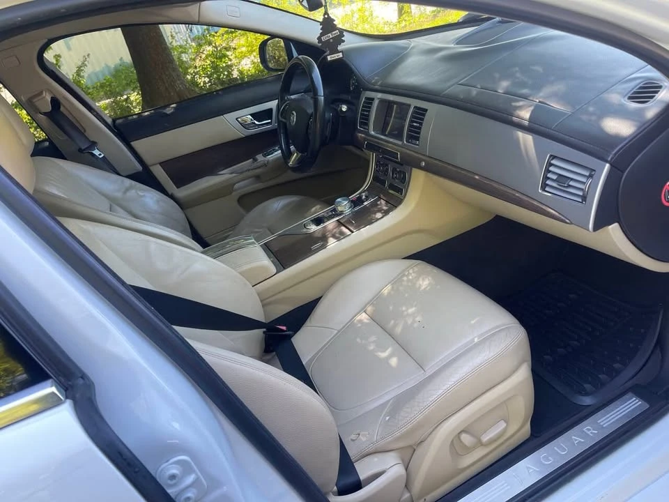 2012 Jaguar X250 XF - Image 9 of 11