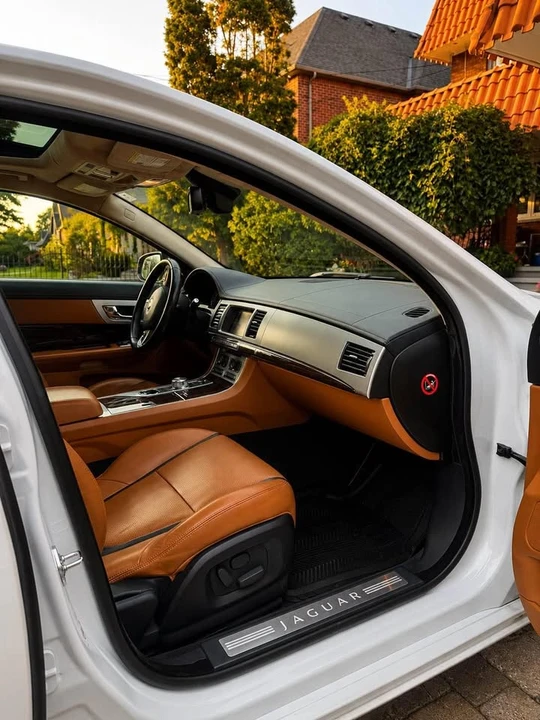 2012 Jaguar X250 XF - Image 6 of 12