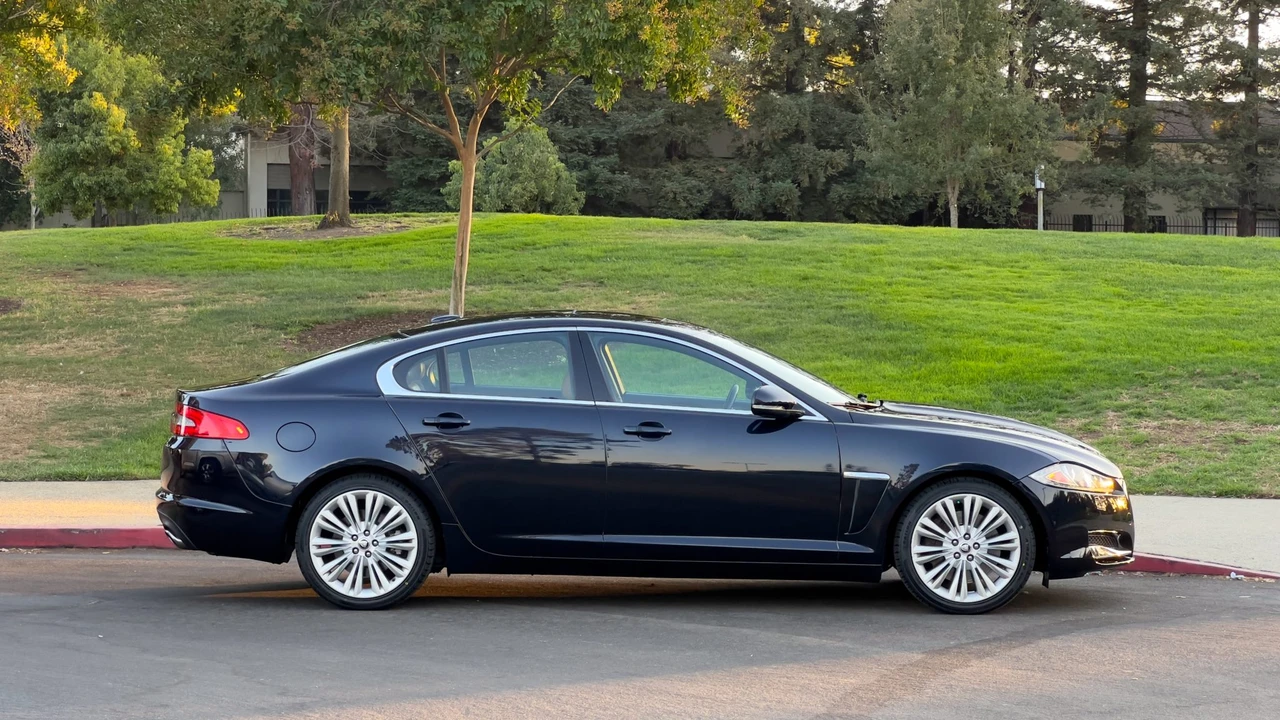2012 Jaguar X250 XF - Image 25 of 31