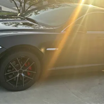2012 Jaguar XF Premium Luxury Sedan 4D