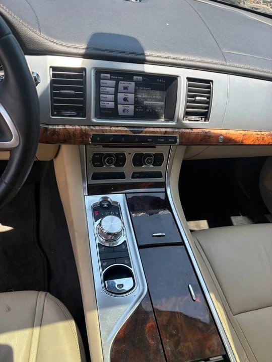 2012 Jaguar X250 XF - Image 10 of 10