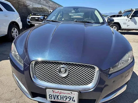 2012 Jaguar XF Premium Sedan 4D
