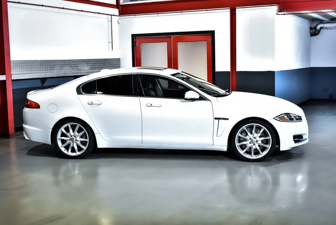 2012 Jaguar X250 XFR - Image 15 of 30
