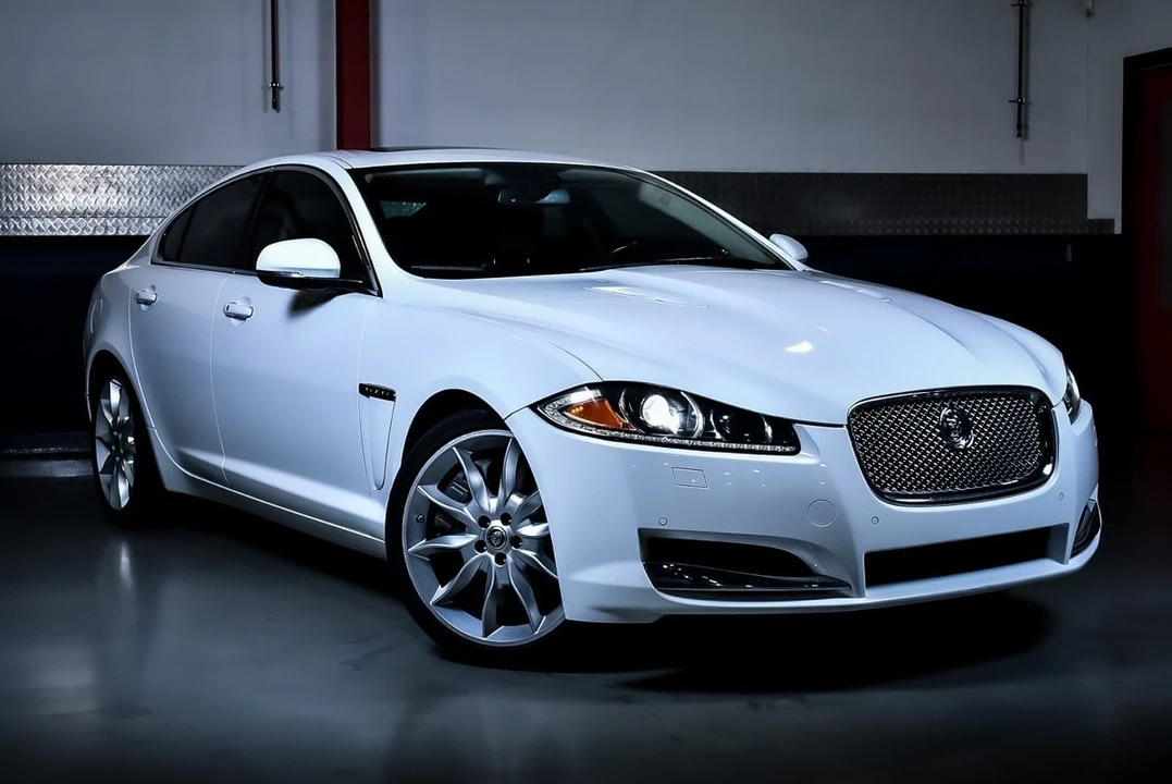 2012 Jaguar X250 XFR - Image 11 of 30