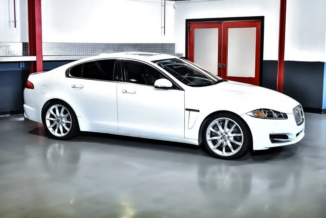 2012 Jaguar X250 XFR - Image 13 of 30