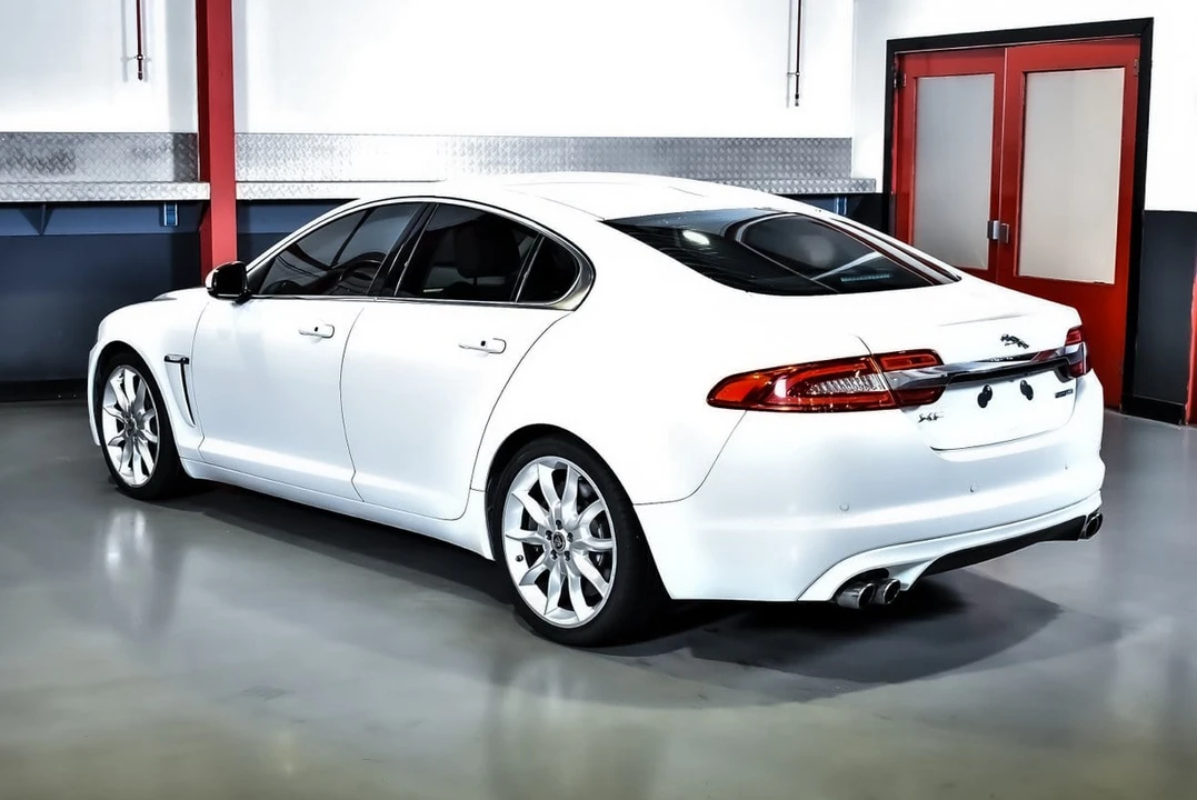 2012 Jaguar X250 XFR - Image 23 of 30