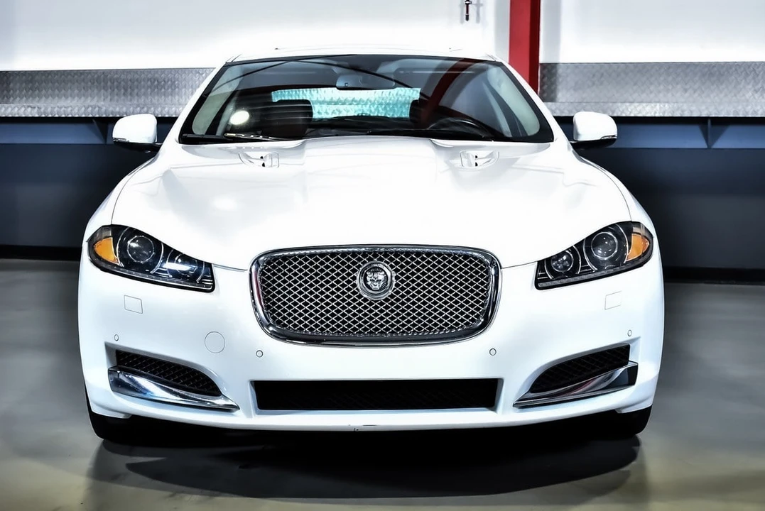2012 Jaguar X250 XFR - Image 5 of 30