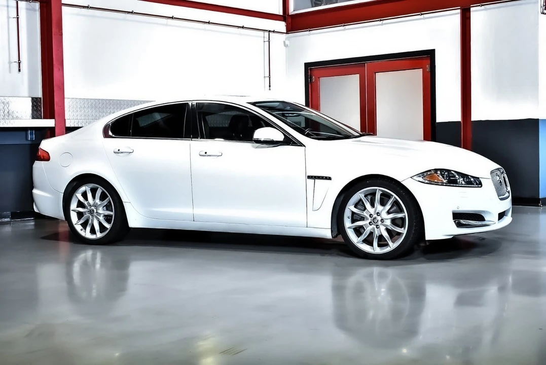 2012 Jaguar X250 XFR - Image 14 of 30
