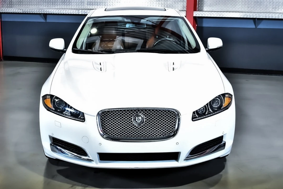 2012 Jaguar X250 XFR - Image 2 of 30