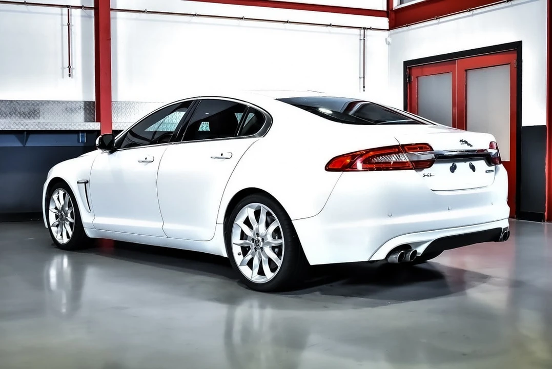 2012 Jaguar X250 XFR - Image 24 of 30