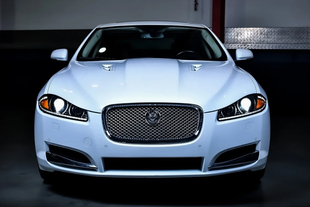 2012 Jaguar X250 XFR - Image 4 of 30