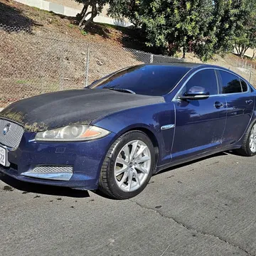 2012 Jaguar XF Sedan
