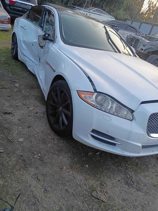 2012 Jaguar X250 XF - Image 2 of 10
