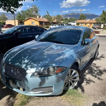 2012 Jaguar XF Sedan 4D