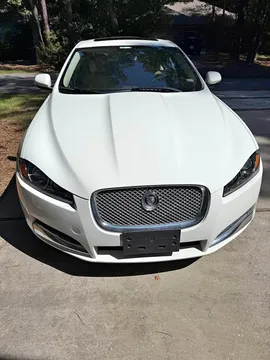 2012 Jaguar XF Sedan 4D