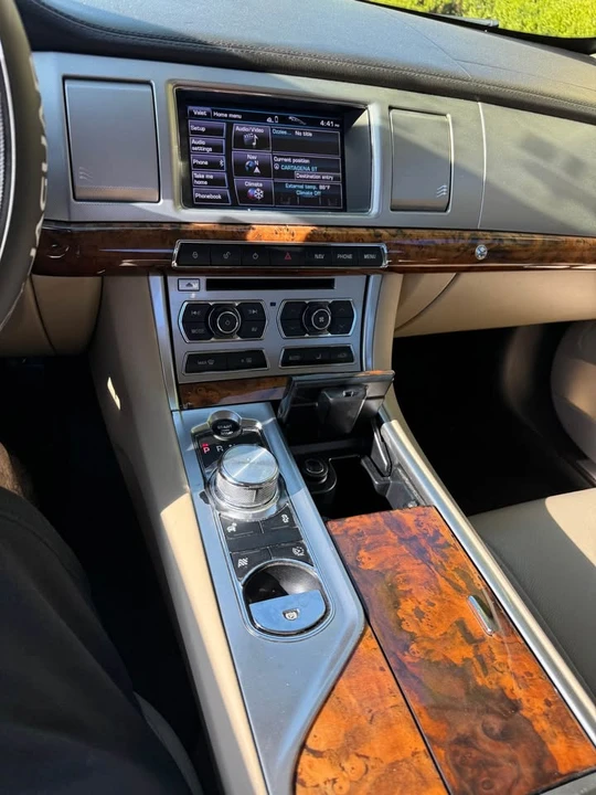 2012 Jaguar X250 XF - Image 11 of 16