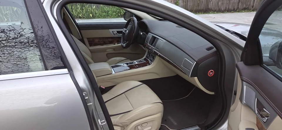 2012 Jaguar X250 XF - Image 6 of 12