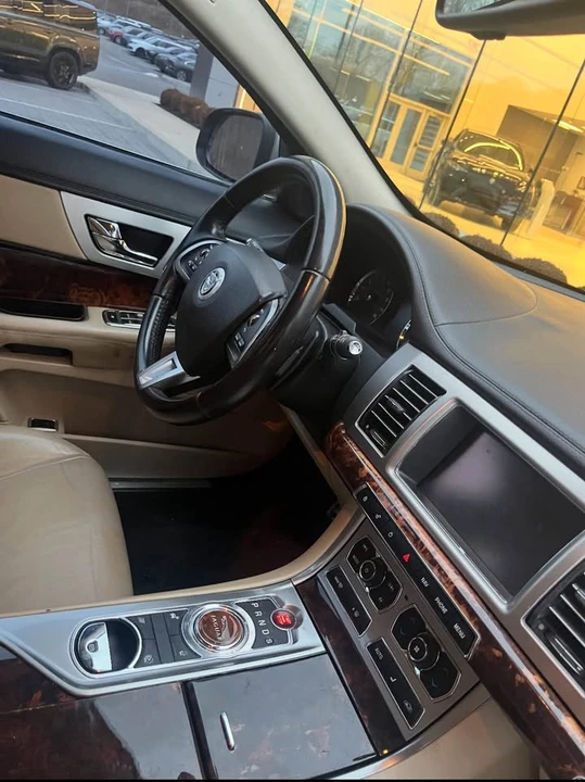 2012 Jaguar X250 XFR - Image 3 of 4
