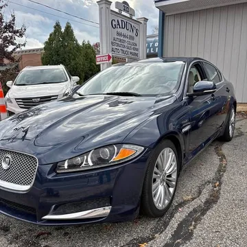 2012 Jaguar XF Premium Sedan 4D