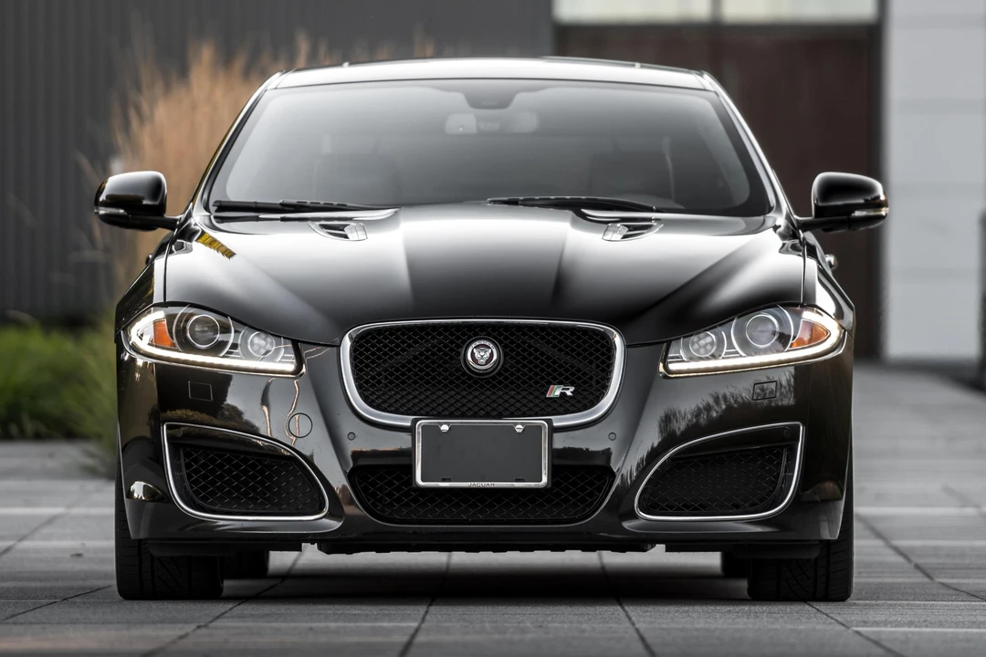 2012 Jaguar X250 XFR - Image 2 of 31