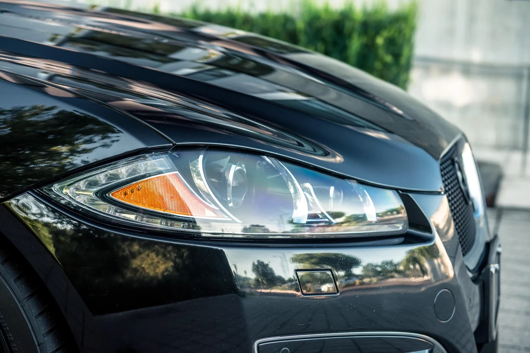 2012 Jaguar X250 XFR - Image 17 of 31