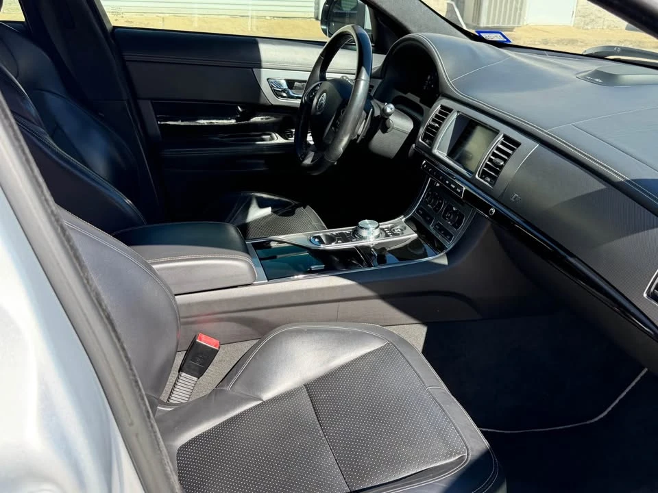 2012 Jaguar X250 XFR - Image 8 of 14