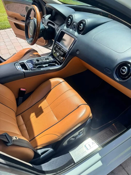 2012 Jaguar X351 XJ - Image 8 of 10