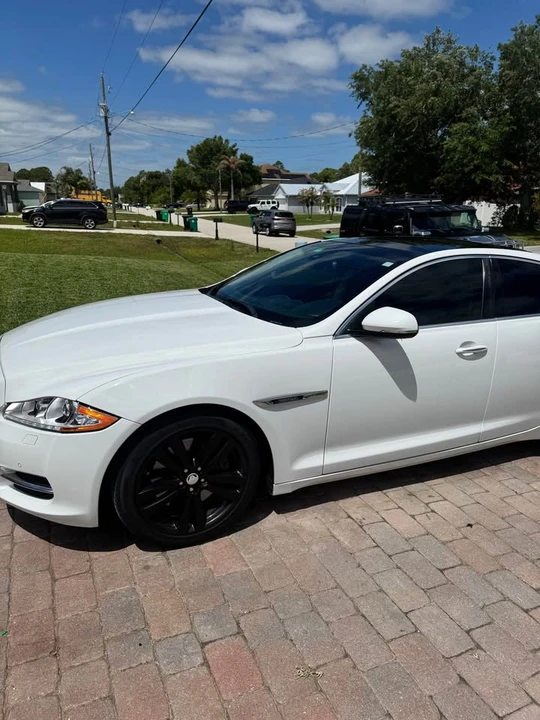 2012 Jaguar X351 XJ - Image 2 of 10