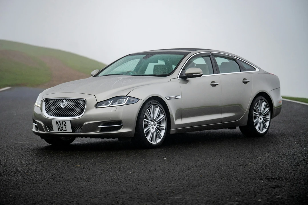 2012 Jaguar X351 XJ - Image 16 of 21