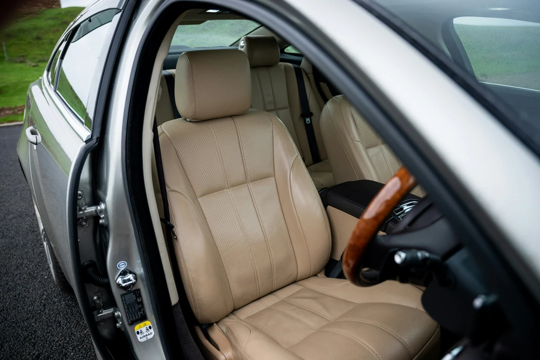 2012 Jaguar X351 XJ - Image 5 of 21