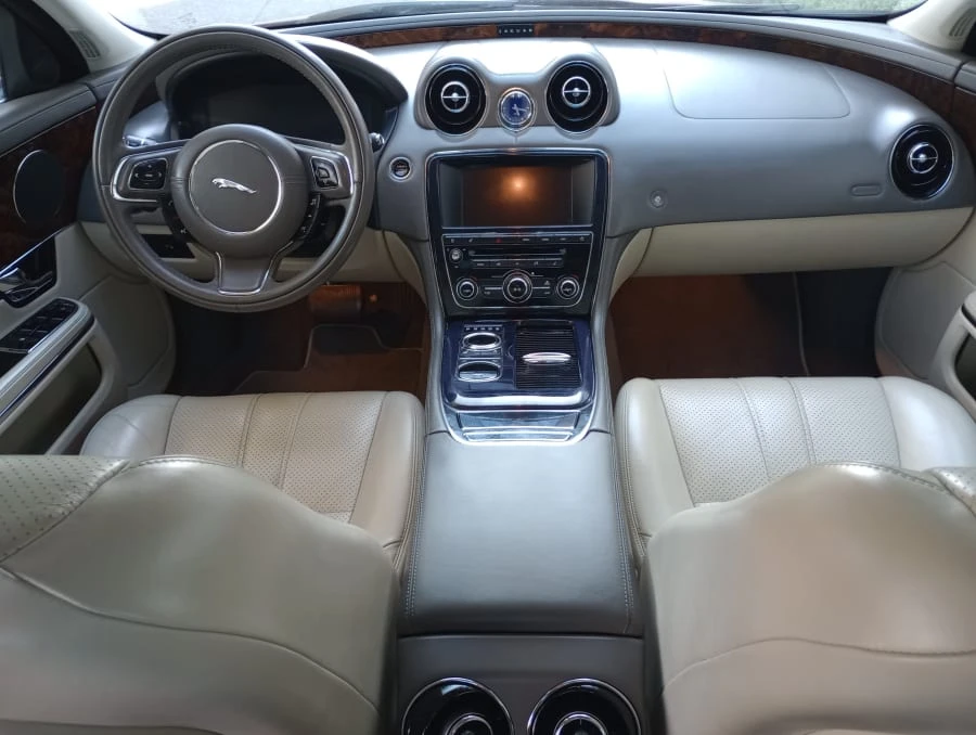 2012 Jaguar X351 XJ - Image 7 of 14