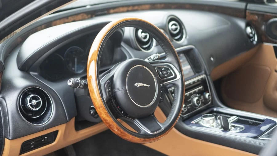 2012 Jaguar X351 XJ - Image 3 of 10