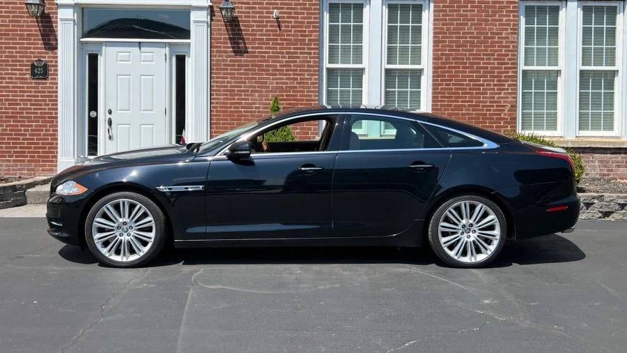 2012 Jaguar X351 XJ - Image 2 of 14