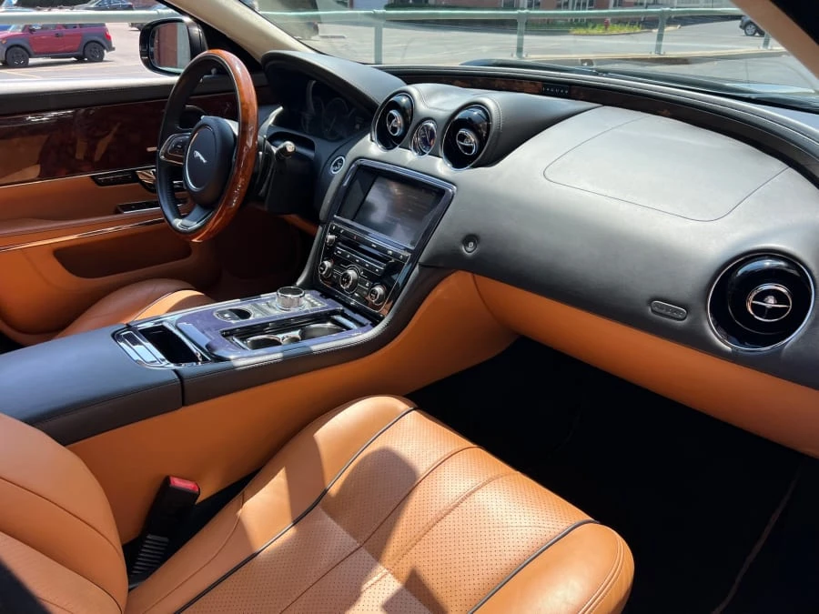 2012 Jaguar X351 XJ - Image 10 of 14