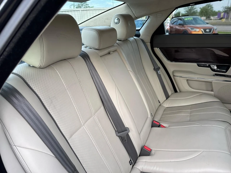 2012 Jaguar X351 XJ - Image 19 of 31