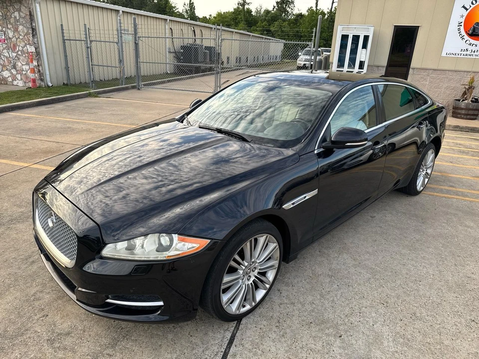 2012 Jaguar X351 XJ - Image 2 of 31