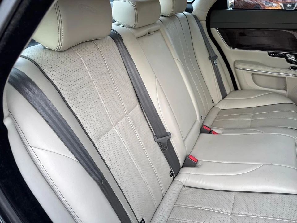2012 Jaguar X351 XJ - Image 18 of 31
