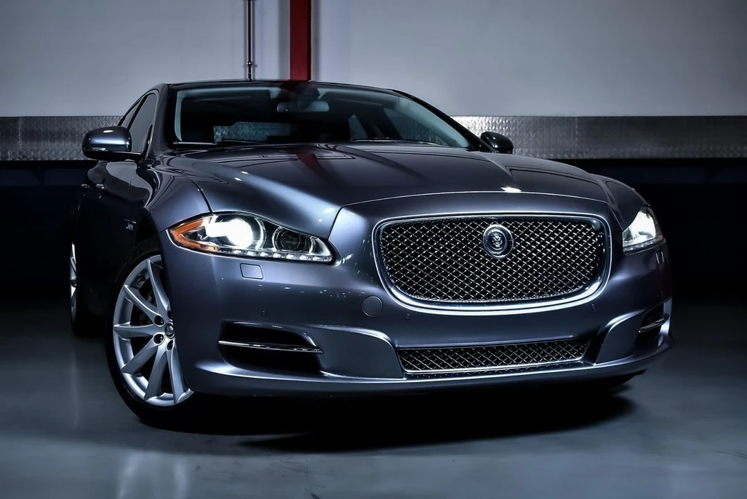 2012 Jaguar X351 XJ - Image 8 of 31